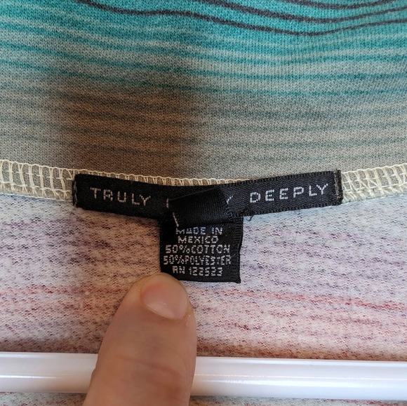 Truly Madly Deeply Aztec Western Button Down Cardigan Style Sweater Women Small - Picture 4 of 8